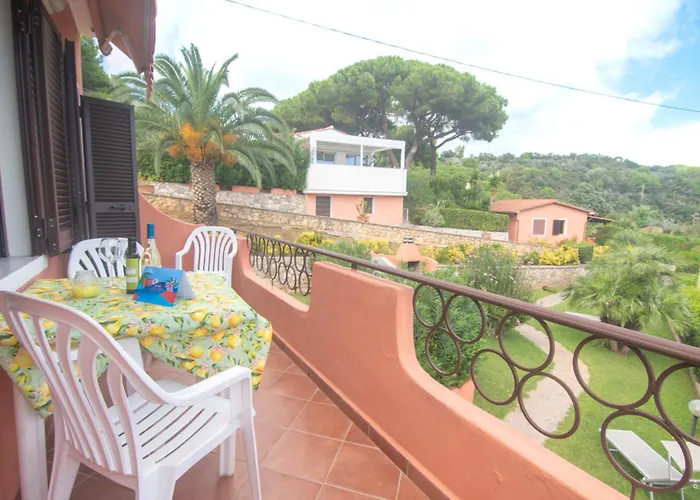 Franca Capoliveri (Isola d'Elba)